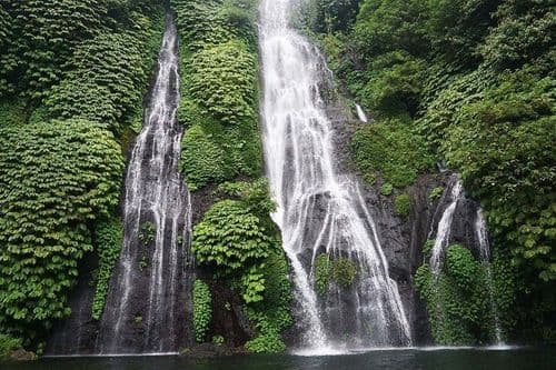 Tanah Lot and North Bali Tour: Scenic Journey - Main image