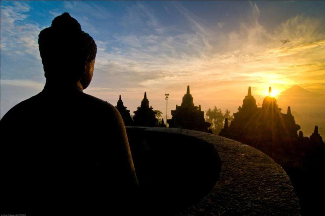 Borobudur Temple and Prambanan Temple Full Day Cultural Tour from Yogyakarta - Image 2