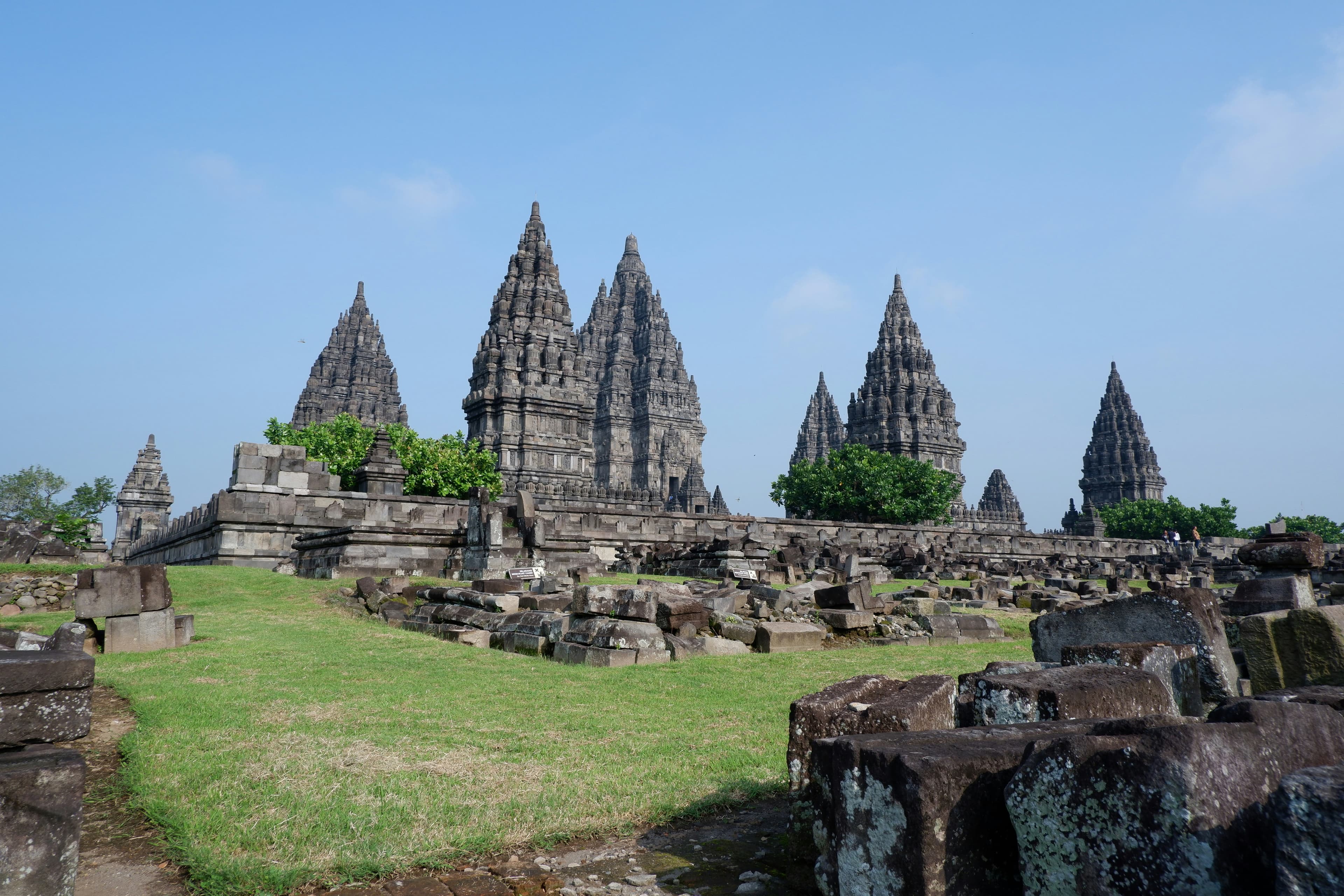 3-Day Luxury Camper Bus Cultural Tour Solo & Yogyakarta from Jakarta - Image 15