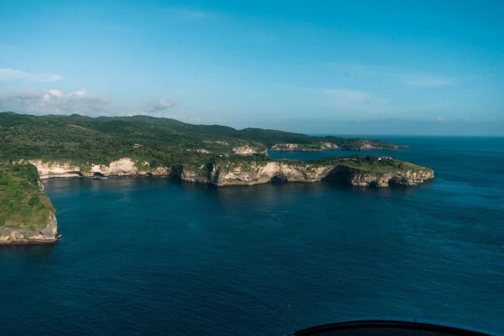 The Nusa Islands - Private Helicopter Tour (42 Minutes) - Image 4