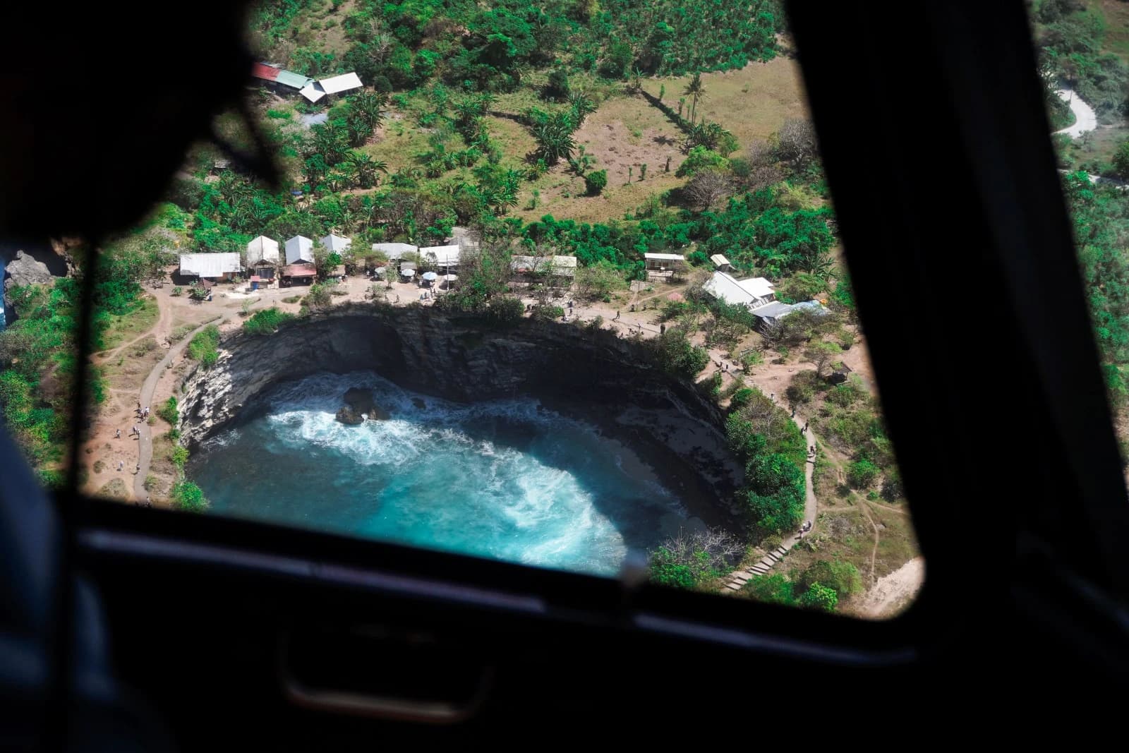 The Nusa Islands - Private Helicopter Tour (42 Minutes) - Image 7