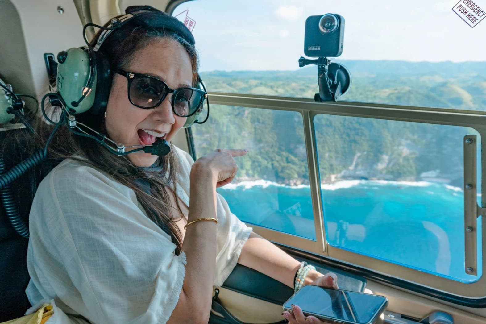 The Nusa Islands - Private Helicopter Tour (42 Minutes) - Image 5