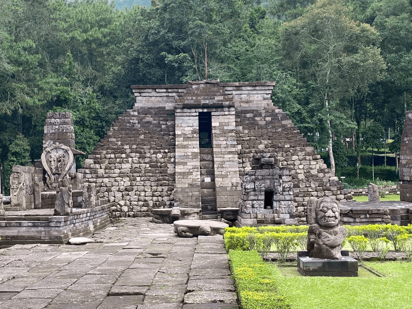 Yogyakarta–Solo Cultural Discovery – 2 Days - Image 2