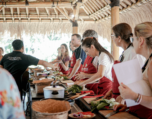 Morning Balinese Cooking Class with Local Market Visit in Ubud Bali - Image 2