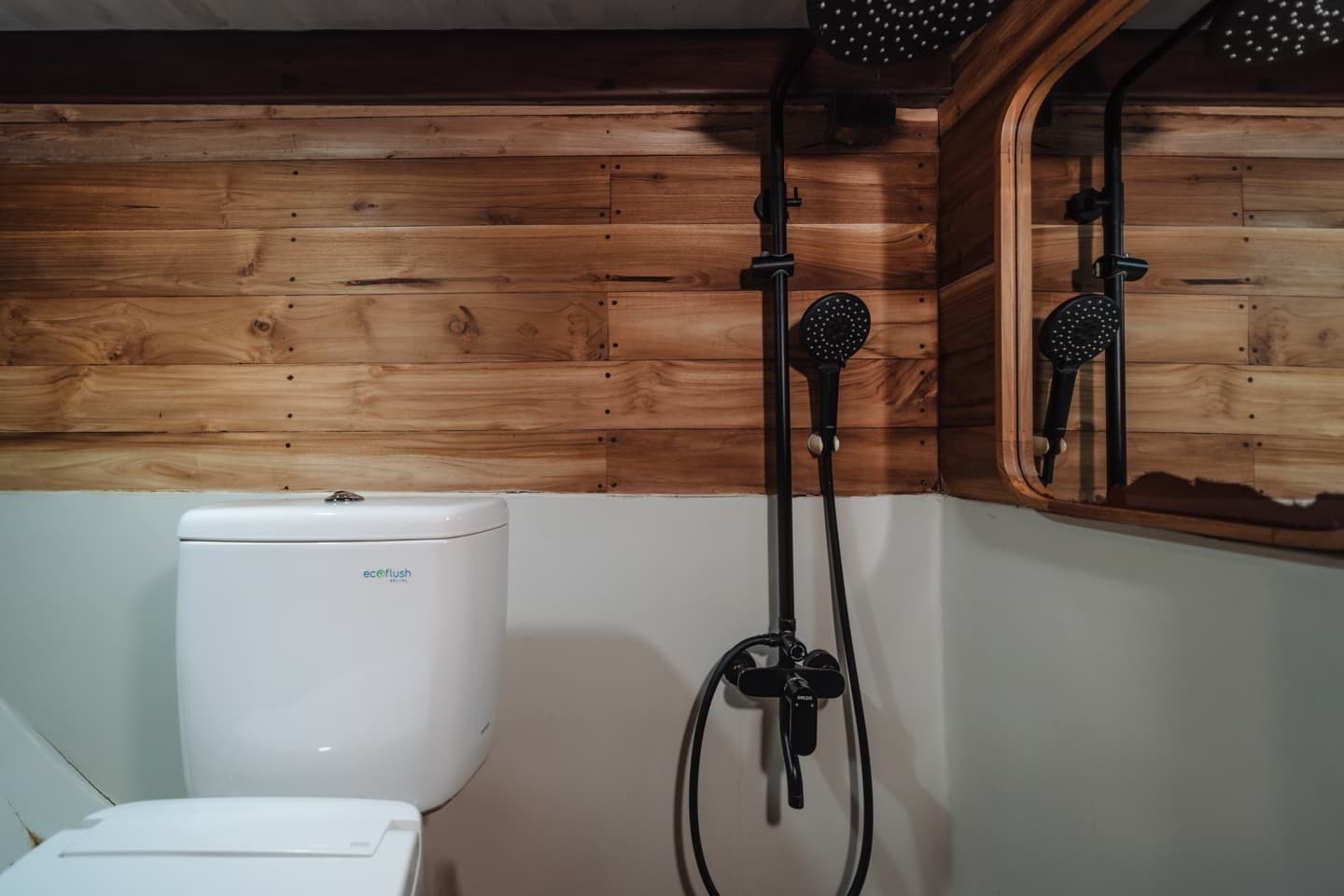 Komodo Islands Sailing Experience (3D2N) – Banda Neira & Savu Cabin - Image 2