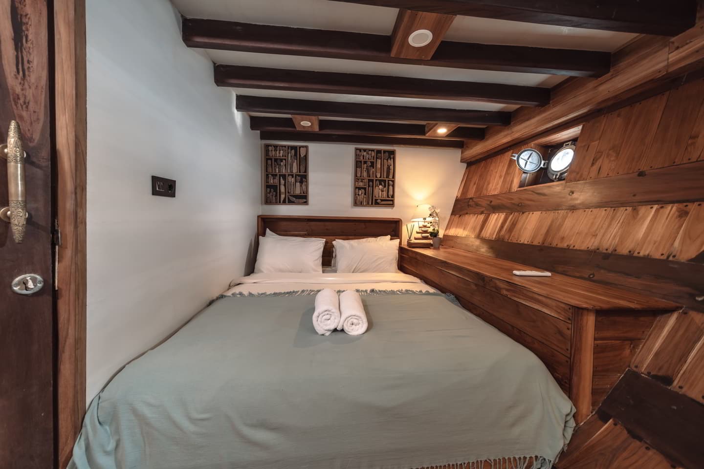 Komodo Islands Sailing Experience (3D2N) – Banda Neira & Savu Cabin - Image 4