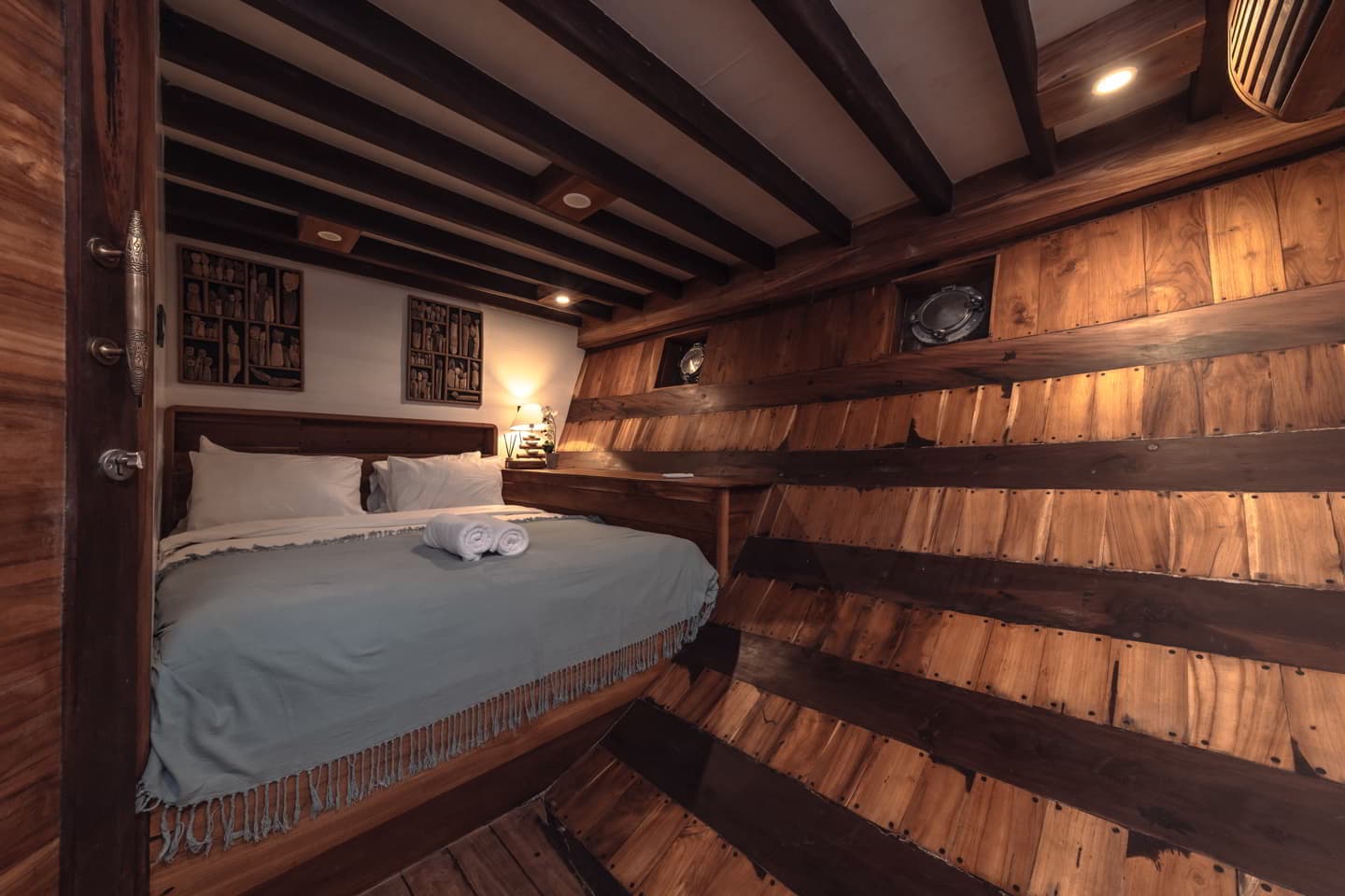 Komodo Islands Sailing Experience (3D2N) – Banda Neira & Savu Cabin - Image 5