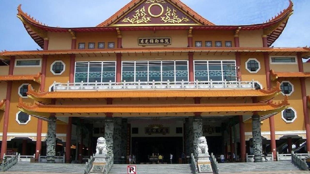 Medan: Cultural Heritage & Historic Landmarks Tour - Image 3