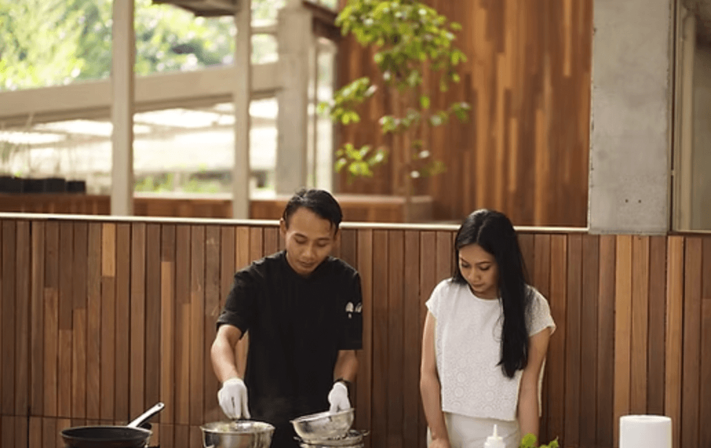 Ngramban Foraging and Wild Cooking Experience at Atsiri Jawa - Image 3