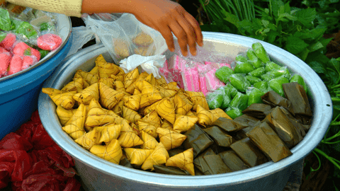 Private Evening Food Tour in Ubud with Local Night Market and Authentic Balinese Dinner - Image 2