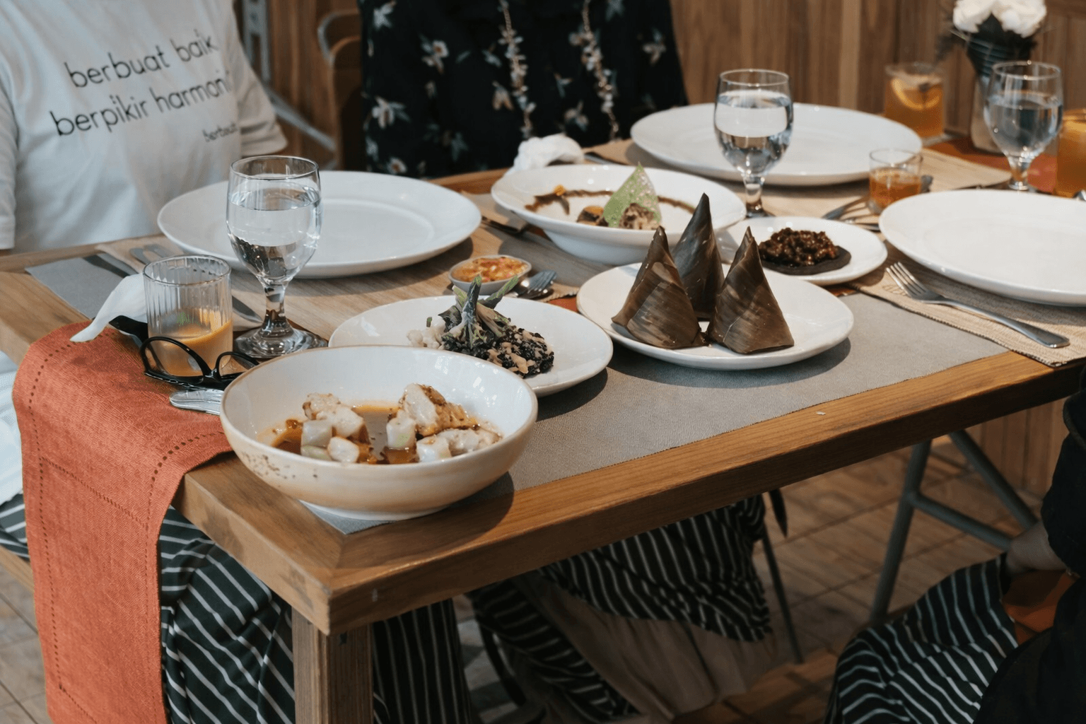 Sabuk Lawu: 3-Day Cultural & Wellness Retreat at Rumah Atsiri – Citronella Room - Image 2