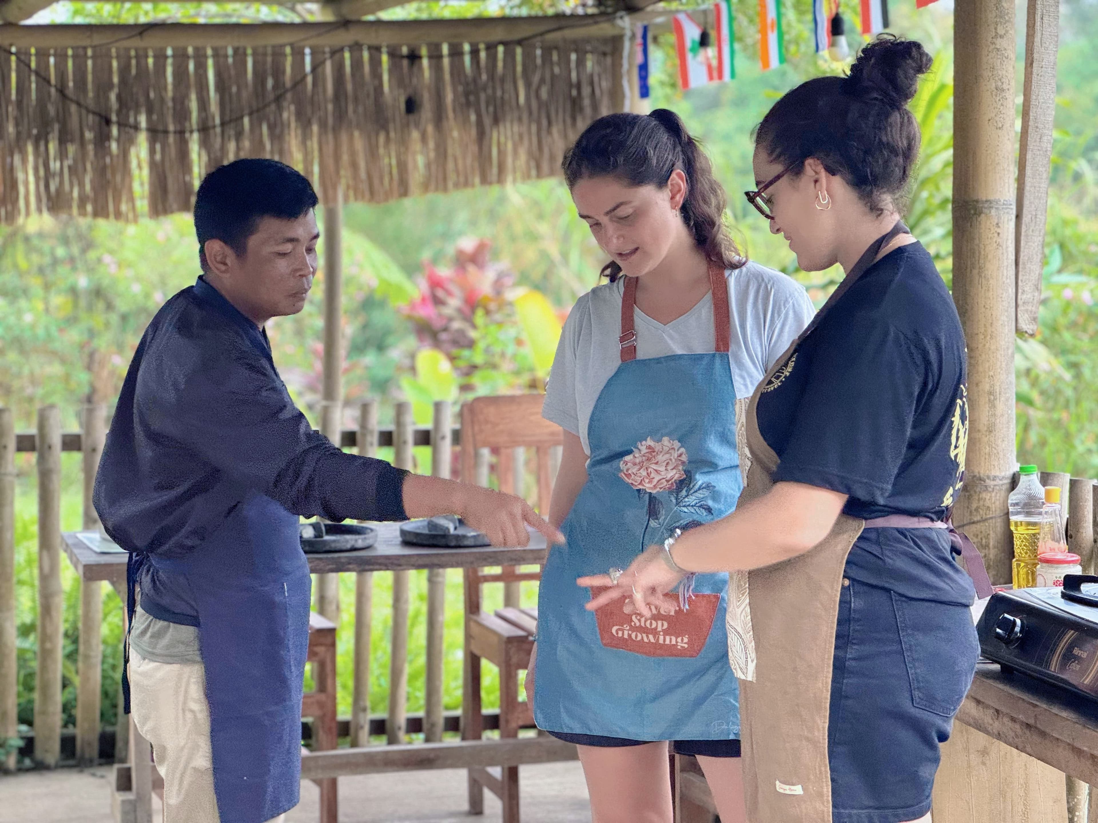 Tetebatu Private Cooking Class & Local Market Tour - Image 5