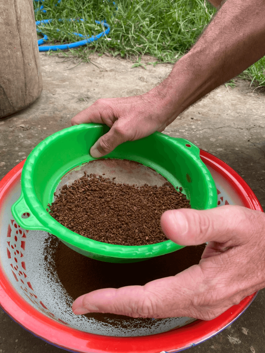 Tetebatu: Traditional Coffee & Coconut Oil Workshop - Image 13